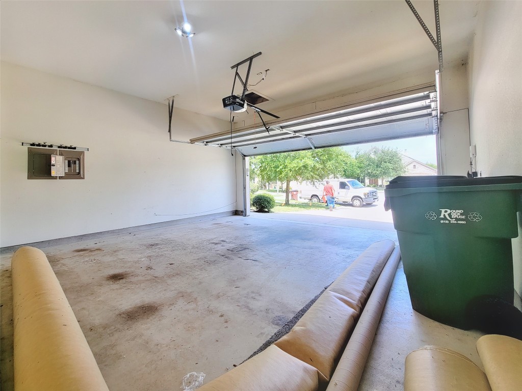 1008 Rowland Cove , Round Rock, TX, 78665 | 6243954 | Realty Texas LLC