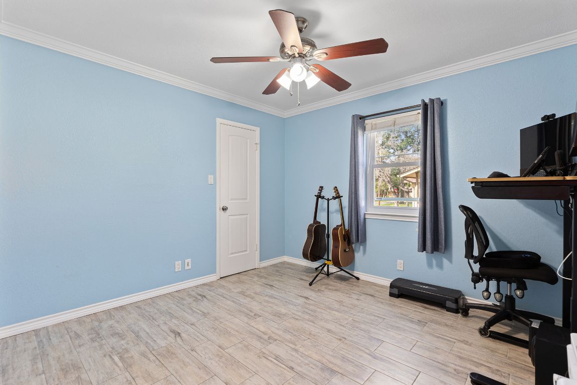 1003 Segundo Drive , Georgetown, TX, 78628 | 1133922 | Realty Texas LLC