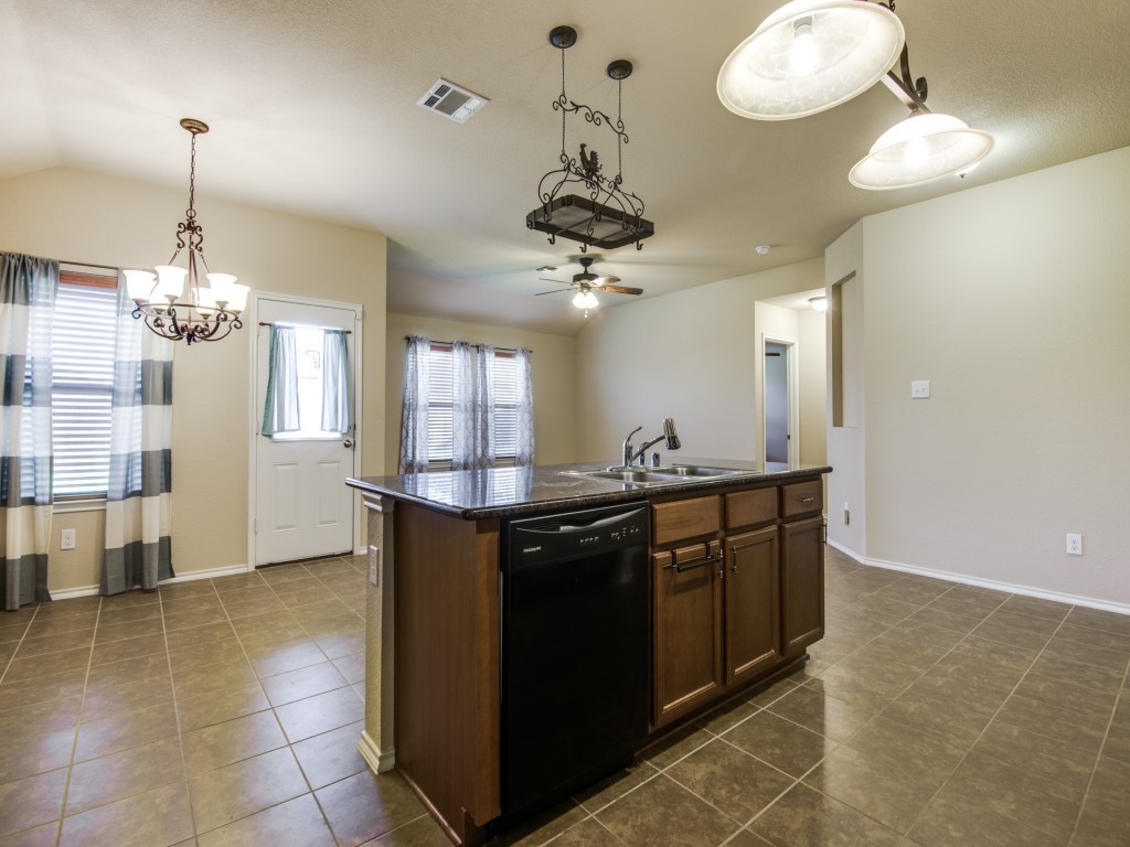 1122 Roman Drive , Princeton, TX, 75407 | 20925284 | Realty Texas LLC