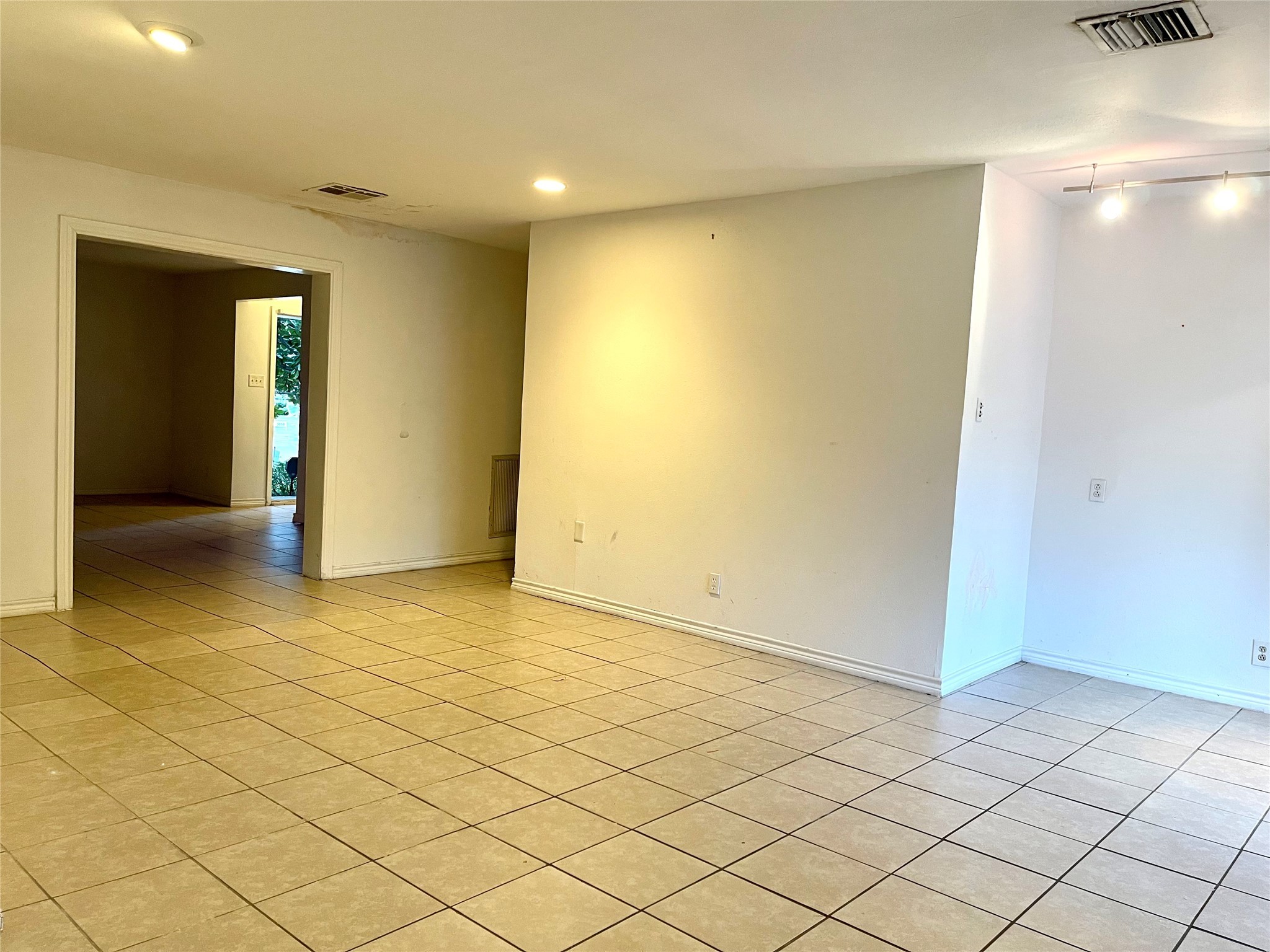 3843 Grennoch Lane , Houston, TX, 77025 | 5659780 | Realty Texas LLC
