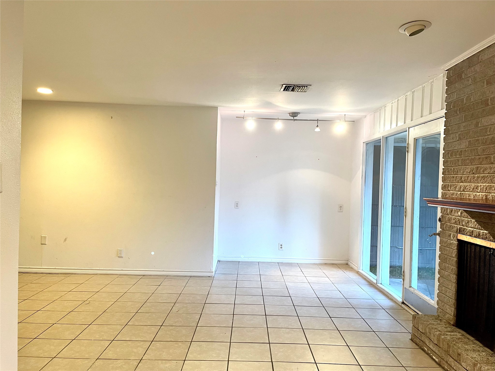 3843 Grennoch Lane , Houston, TX, 77025 | 5659780 | Realty Texas LLC