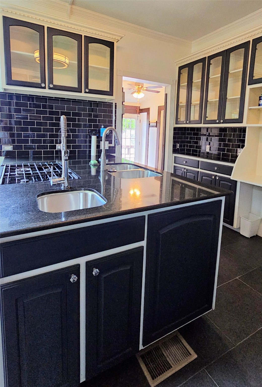 5126 Columbia Avenue , Dallas, TX, 75214 | 20925400 | Realty Texas LLC