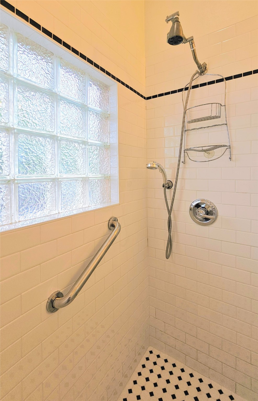 5126 Columbia Avenue , Dallas, TX, 75214 | 20925400 | Realty Texas LLC