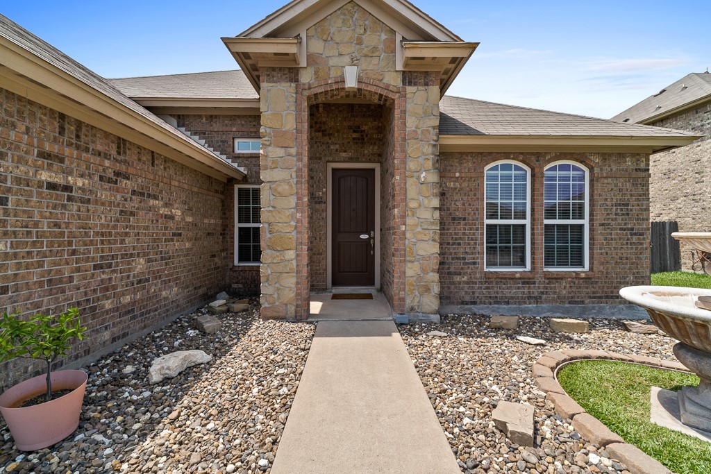 316 San Jose Street , Portland, TX, 78374 | 458598 | Realty Texas LLC