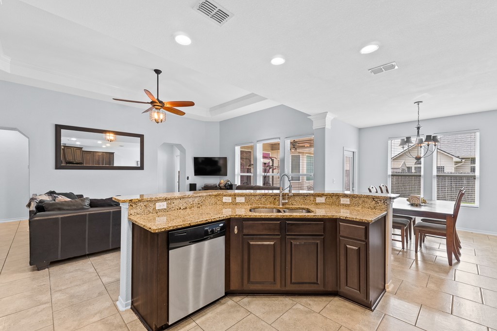 316 San Jose Street , Portland, TX, 78374 | 458598 | Realty Texas LLC