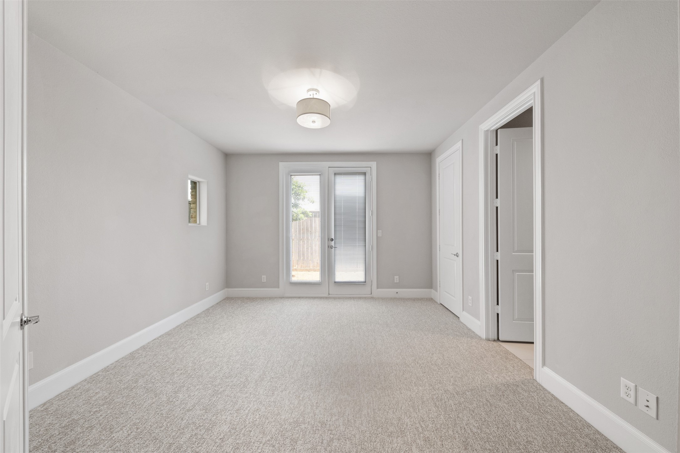 4021 University Grove Street , Houston, TX, 77023 | 9624538 | Realty Texas LLC