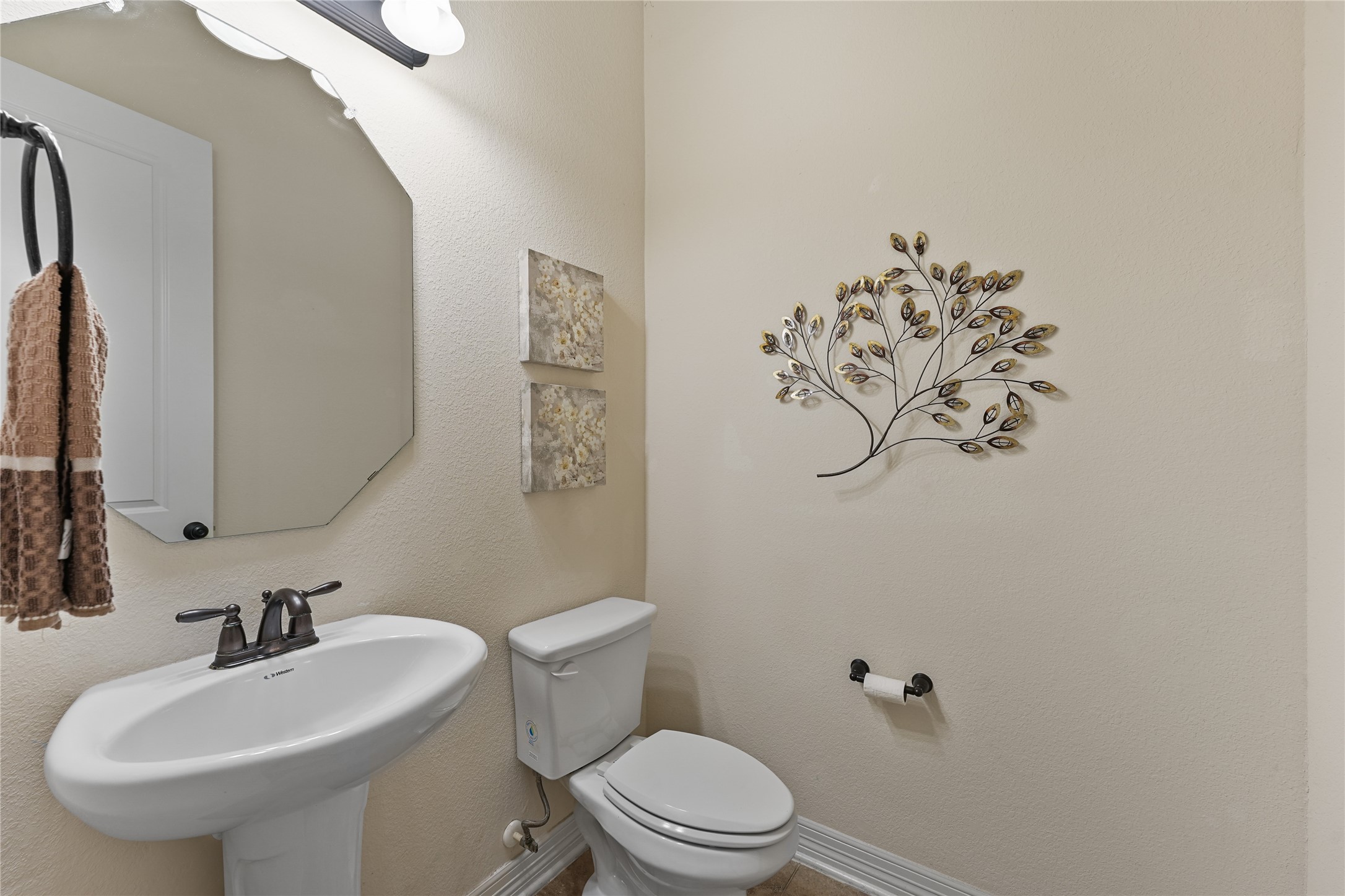 26 W Oaks Drive , Houston, TX, 77058 | 21489512 | Realty Texas LLC