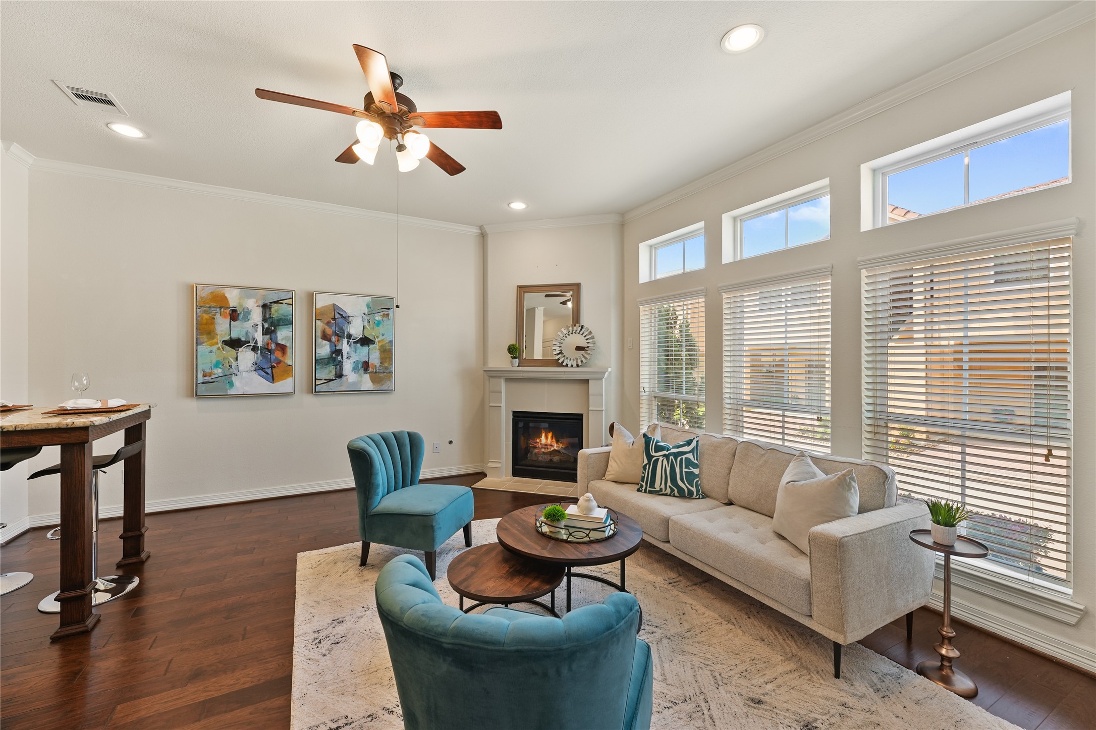 26 W Oaks Drive , Houston, TX, 77058 | 21489512 | Realty Texas LLC