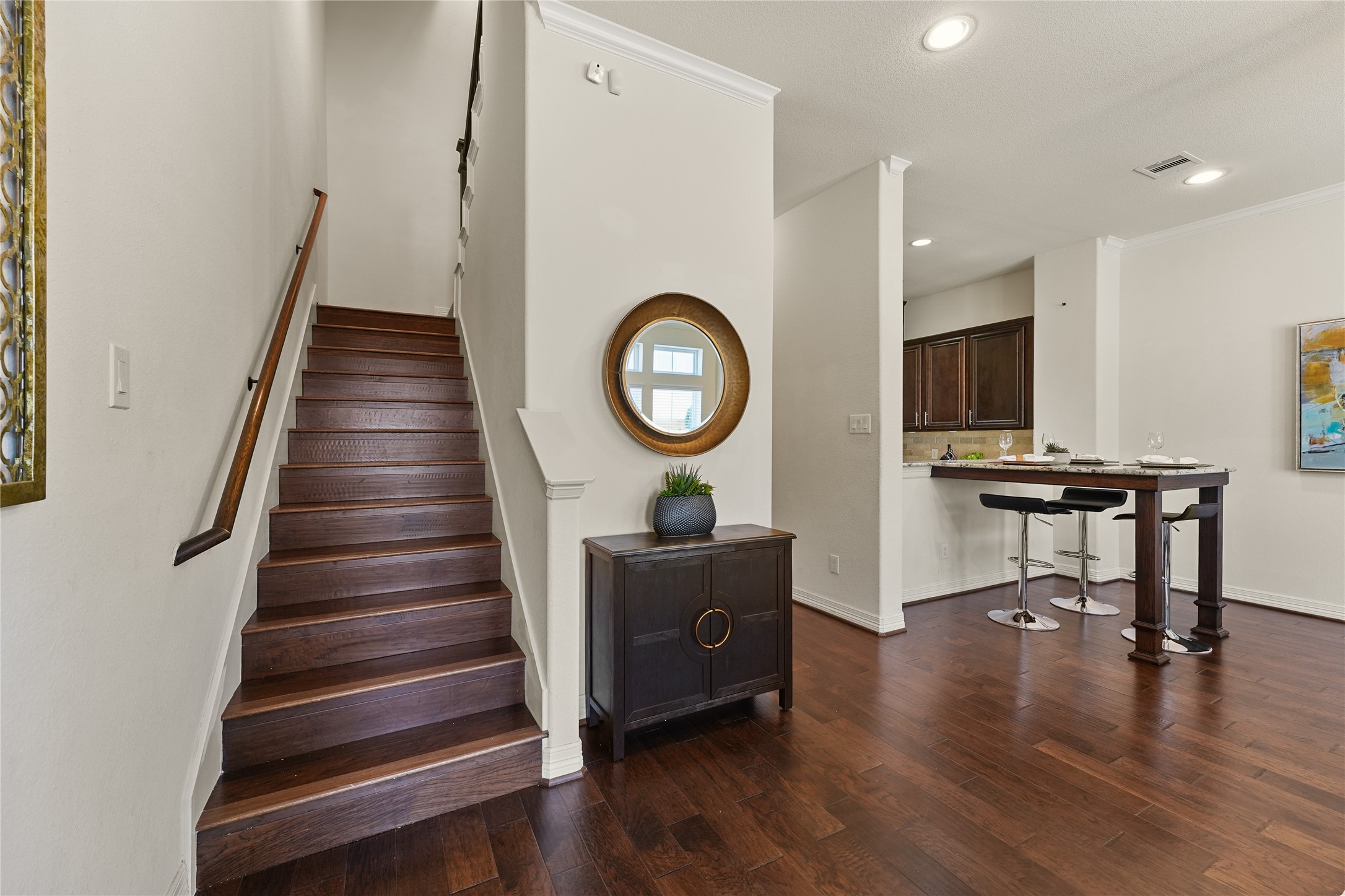 26 W Oaks Drive , Houston, TX, 77058 | 21489512 | Realty Texas LLC