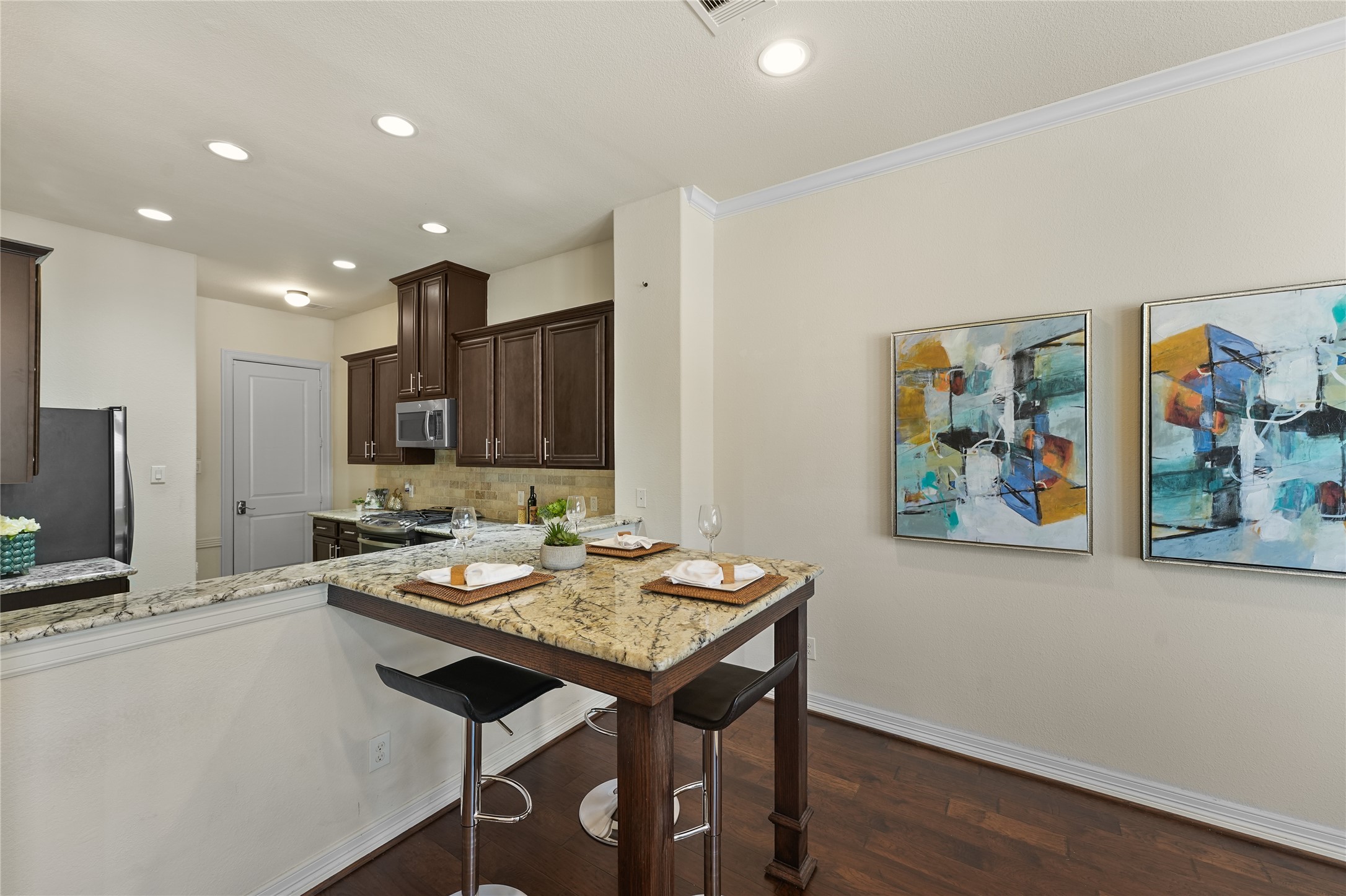 26 W Oaks Drive , Houston, TX, 77058 | 21489512 | Realty Texas LLC