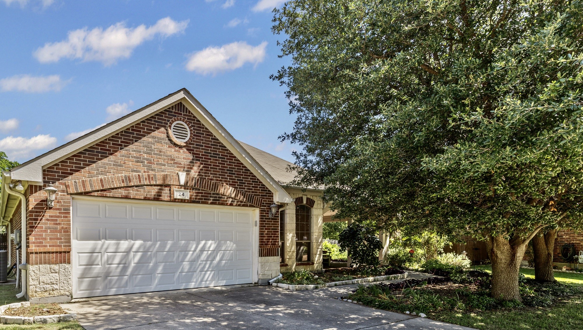 24 Tallwood Lane , Edgecliff Village, TX, 76134 | 20925699 | Realty Texas LLC