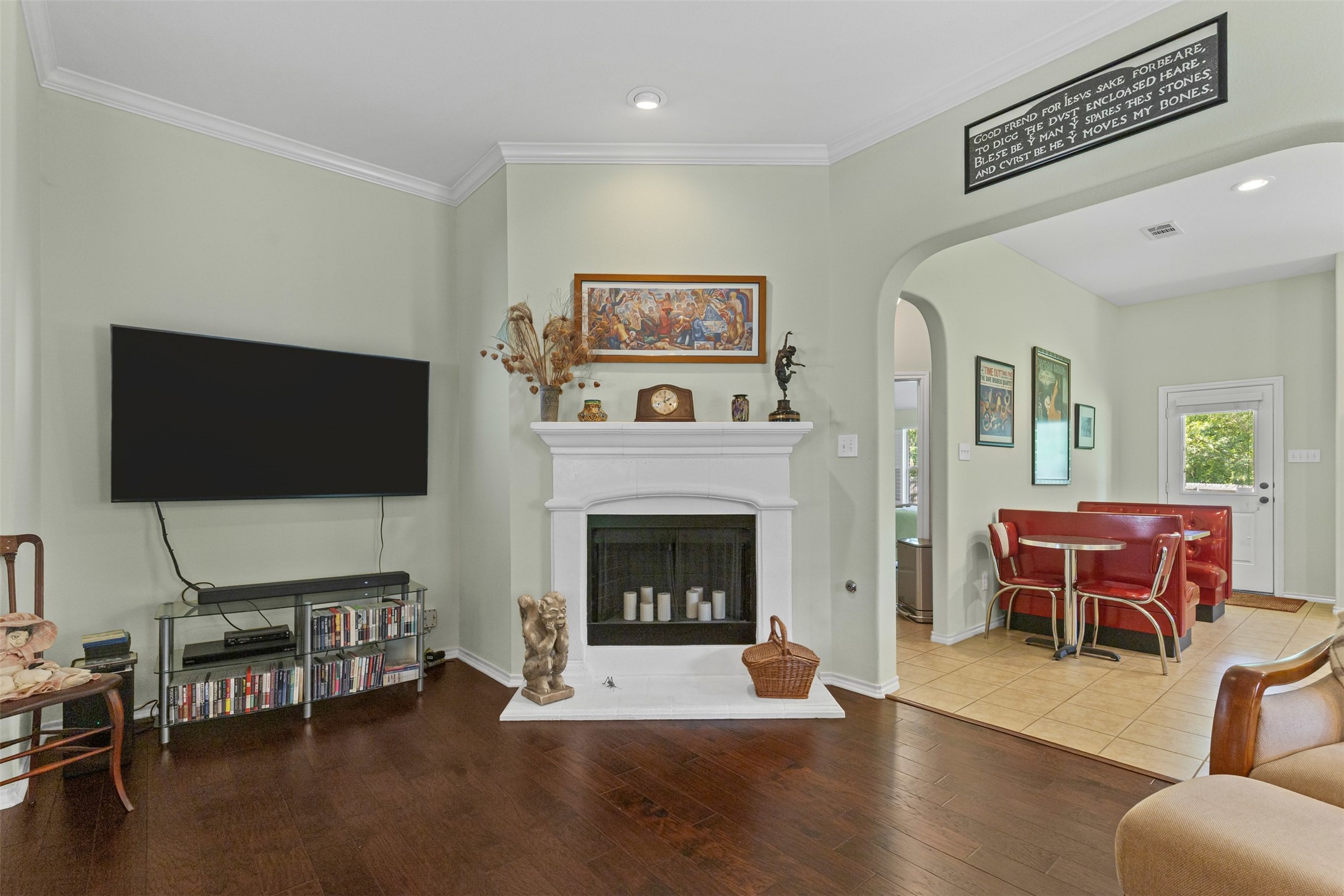 24 Tallwood Lane , Edgecliff Village, TX, 76134 | 20925699 | Realty Texas LLC