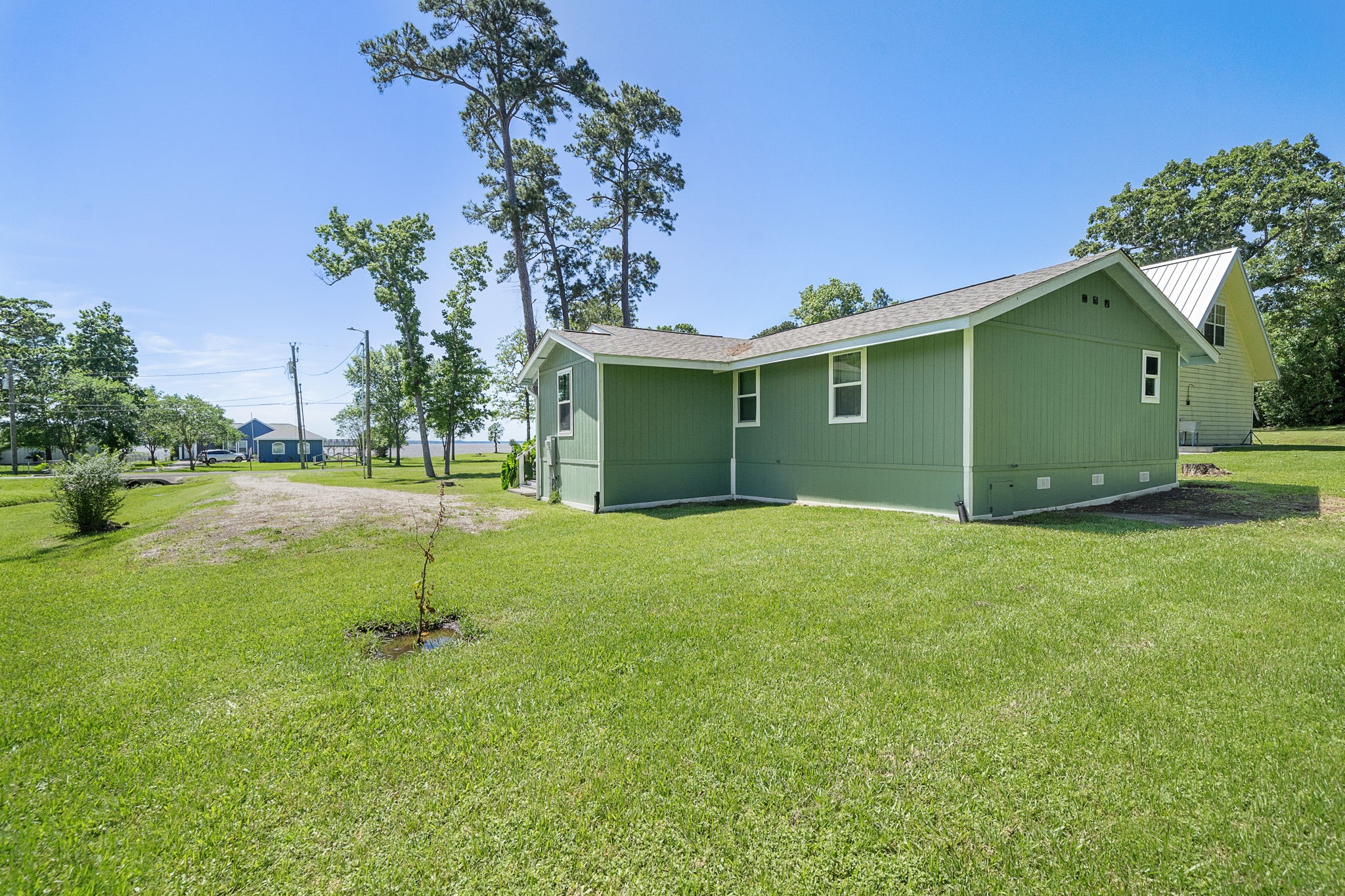 315 Lakeview Harbor, Onalaska, TX, 77360 | 68829769 | Realty Texas LLC