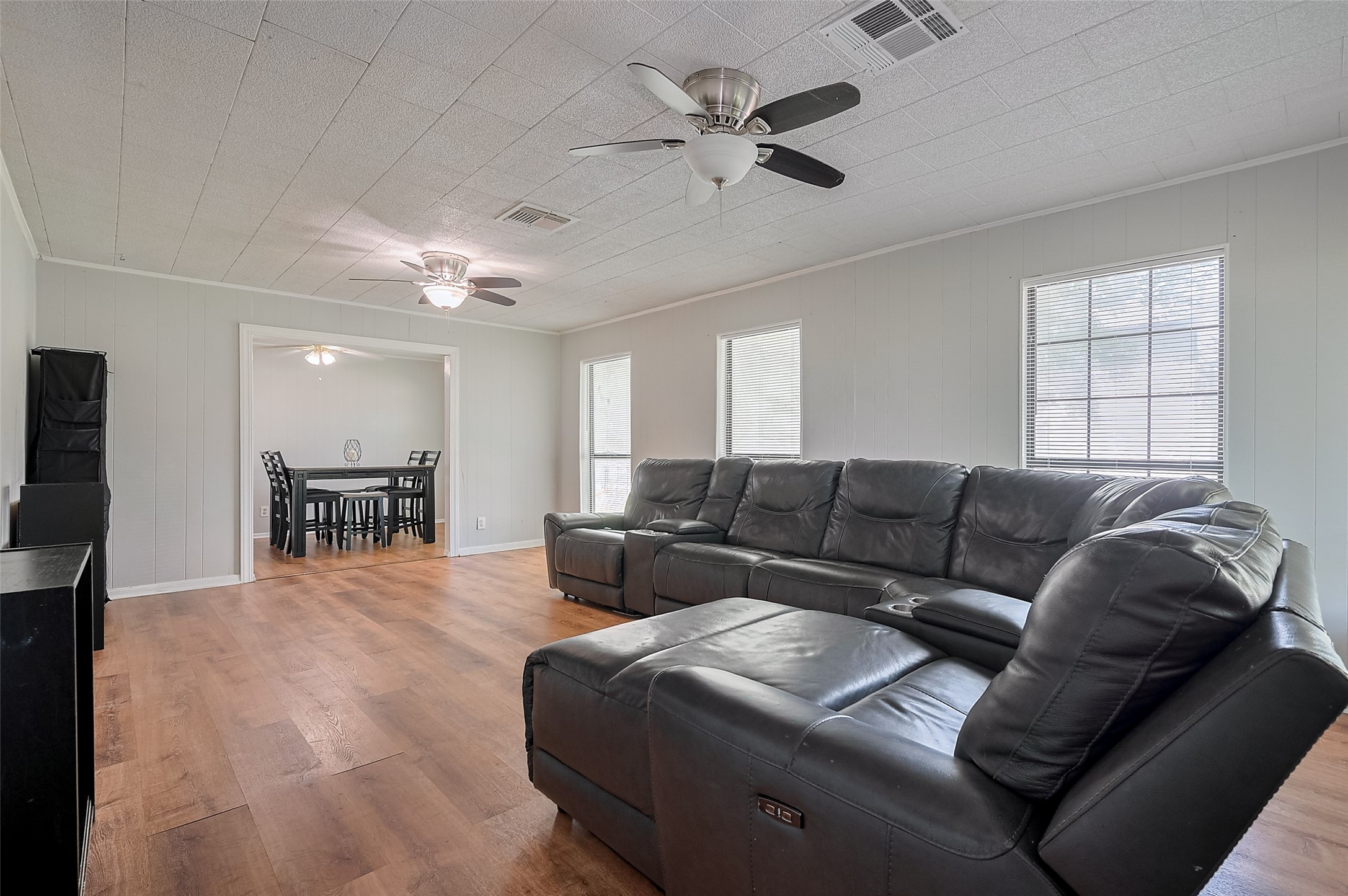 16128 1/2 Ridlon Street , Channelview, TX, 77530 | 54596242 | Realty Texas LLC