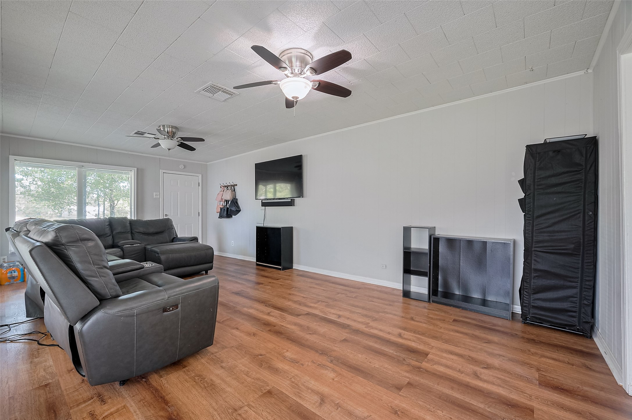 16128 1/2 Ridlon Street , Channelview, TX, 77530 | 54596242 | Realty Texas LLC