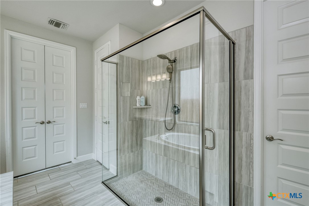 1401 Mulberry Oak Lane , Georgetown, TX, 78628 | 578675 | Realty Texas LLC