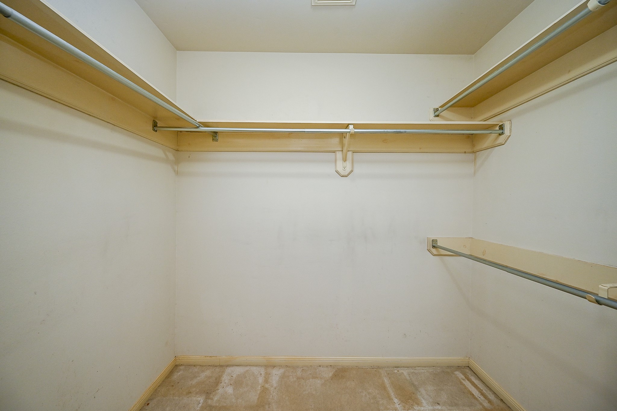 2522 N Camden Parkway , Houston, TX, 77067 | 56230626 | Realty Texas LLC