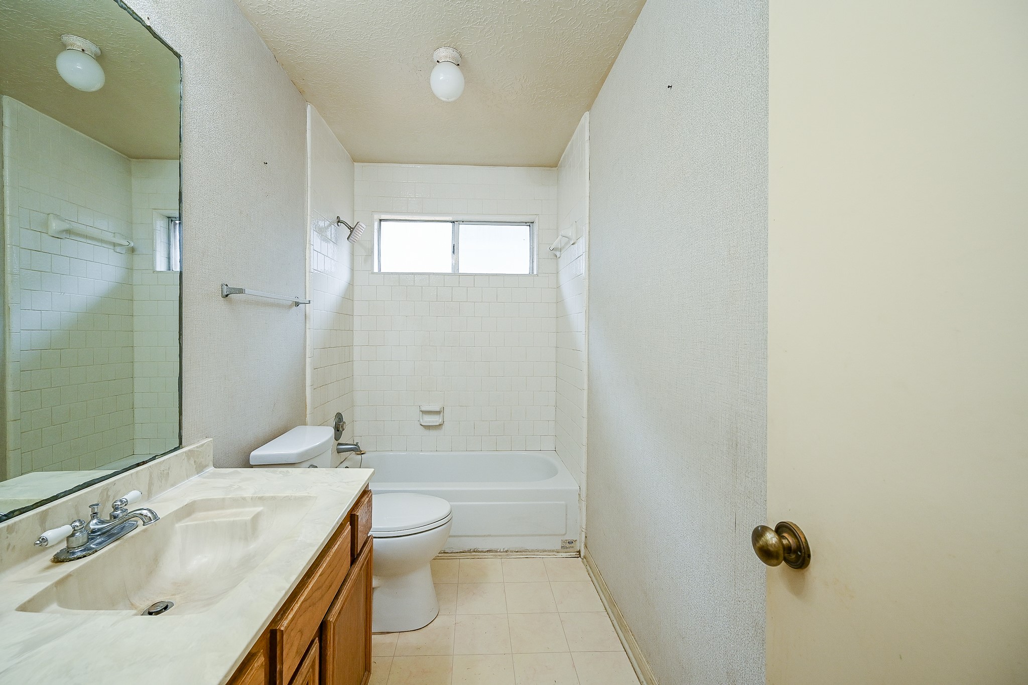 2522 N Camden Parkway , Houston, TX, 77067 | 56230626 | Realty Texas LLC