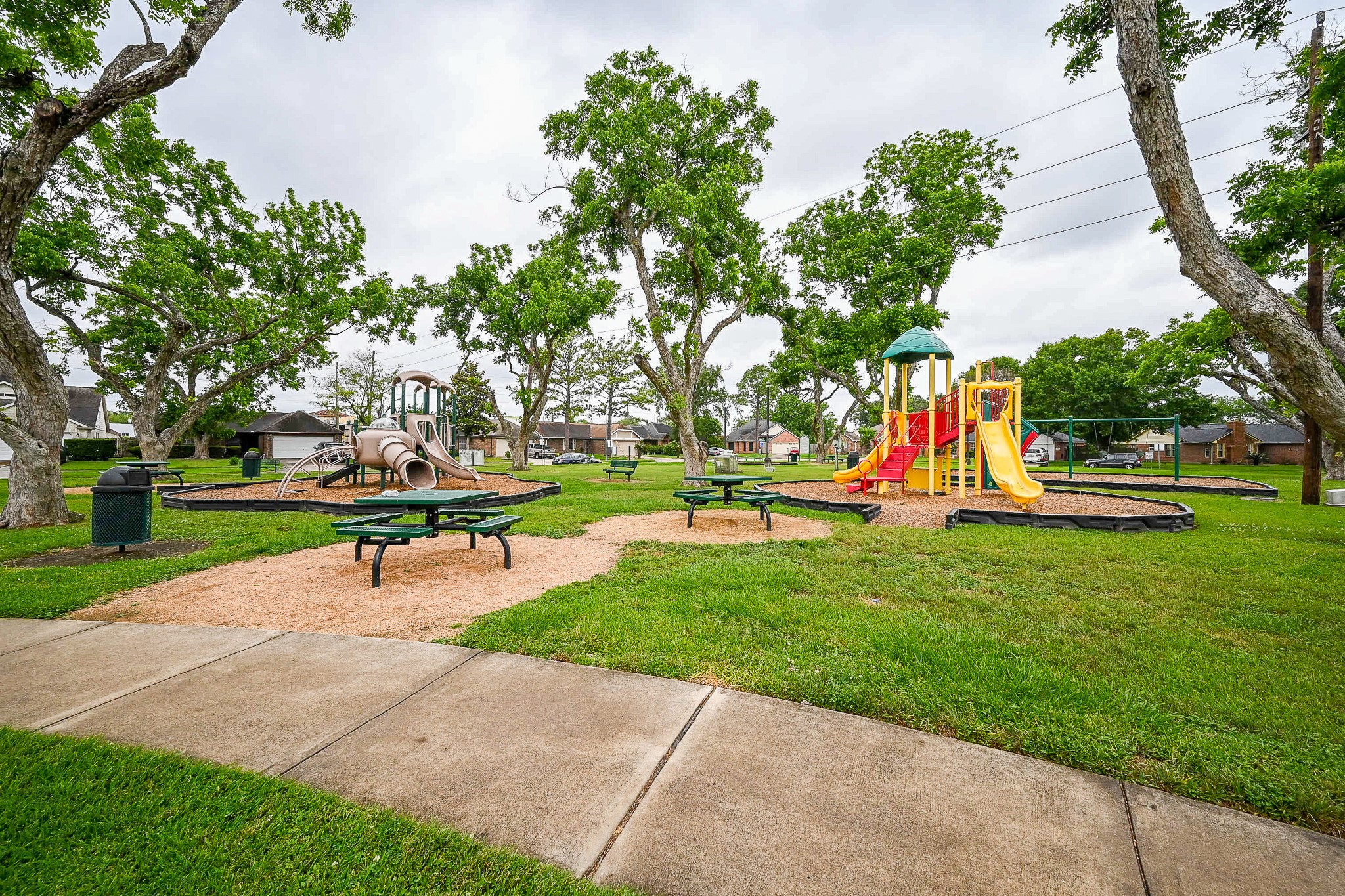 2522 N Camden Parkway , Houston, TX, 77067 | 56230626 | Realty Texas LLC