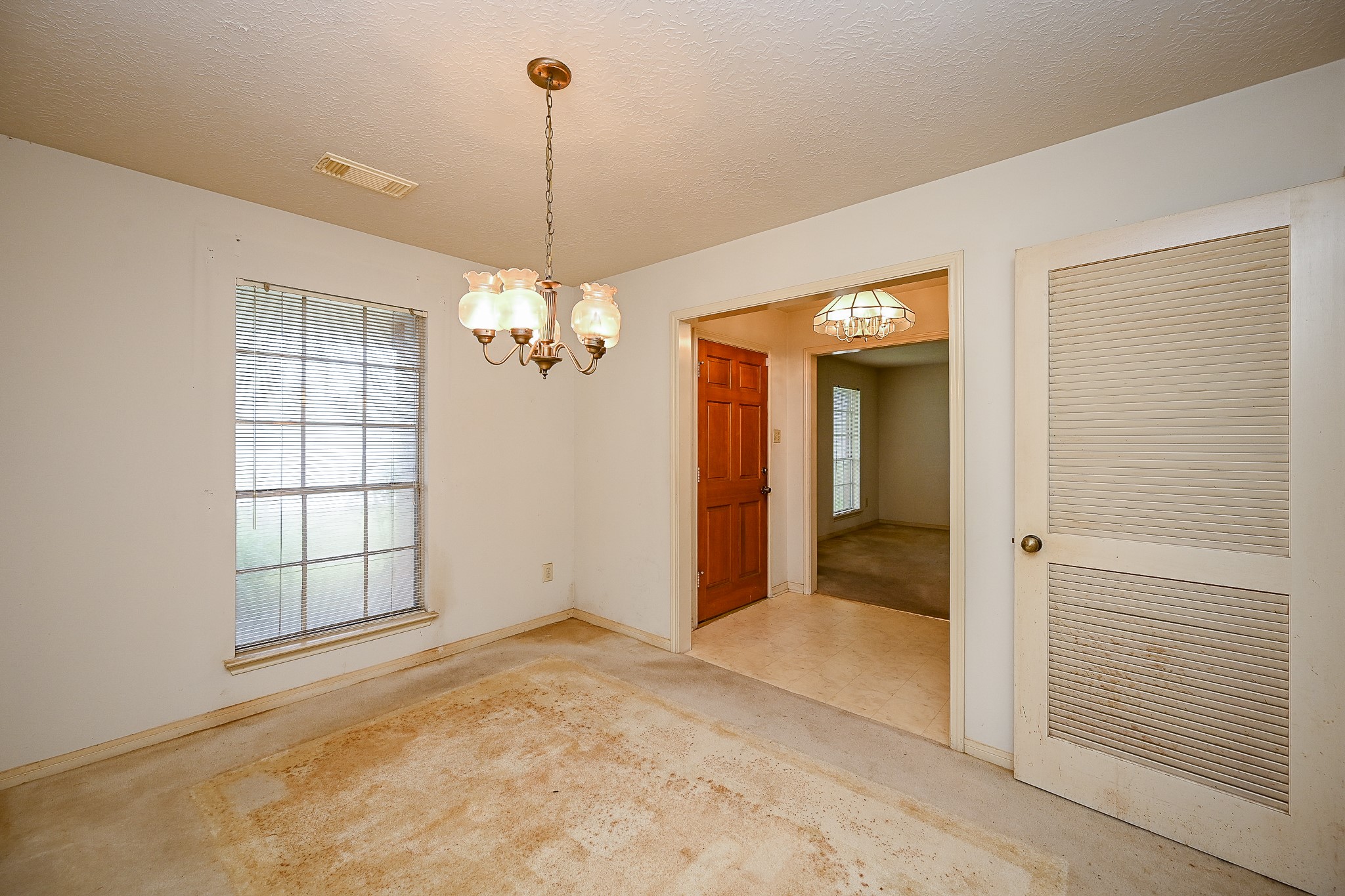 2522 N Camden Parkway , Houston, TX, 77067 | 56230626 | Realty Texas LLC