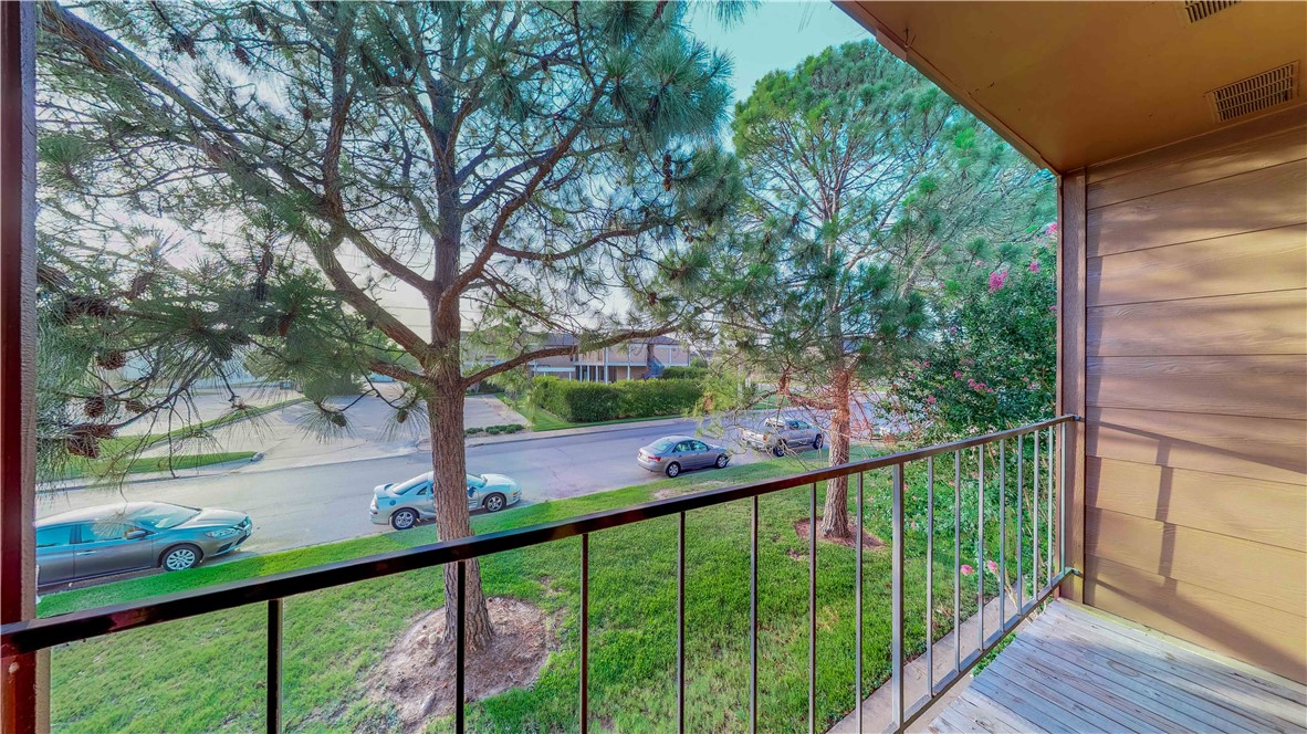 904 University Oaks Boulevard 10 , College Station, TX, 77840 | 25005423 | Realty Texas LLC