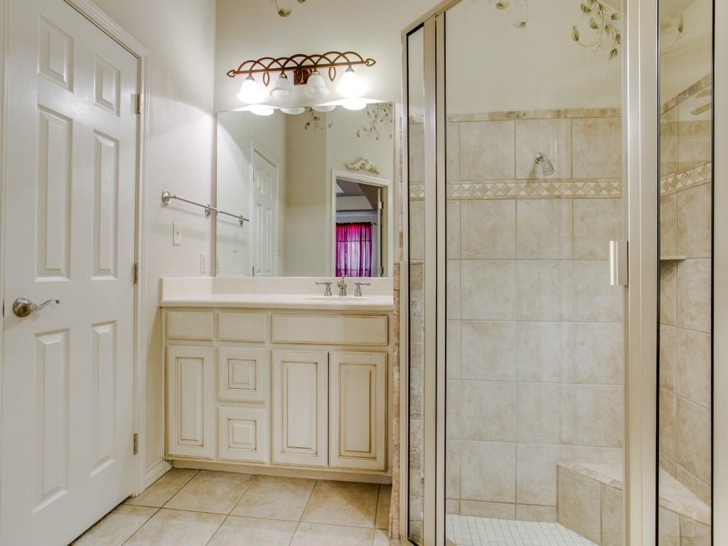 1708 Rockview Drive , Granbury, TX, 76049 | 20927231 | Realty Texas LLC
