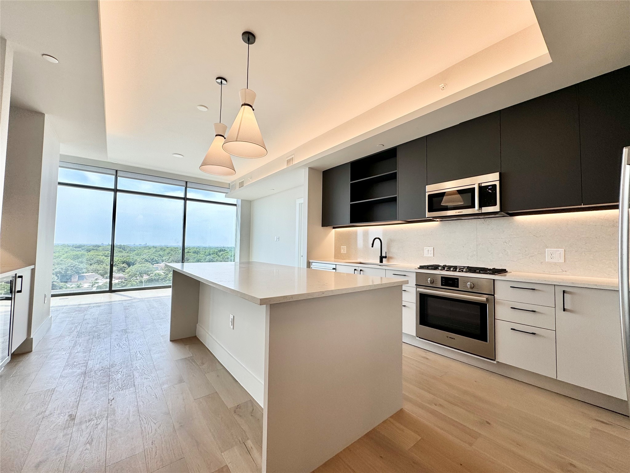 8111 Douglas Avenue 706 , Dallas, TX, 75225 | 20927342 | Realty Texas LLC