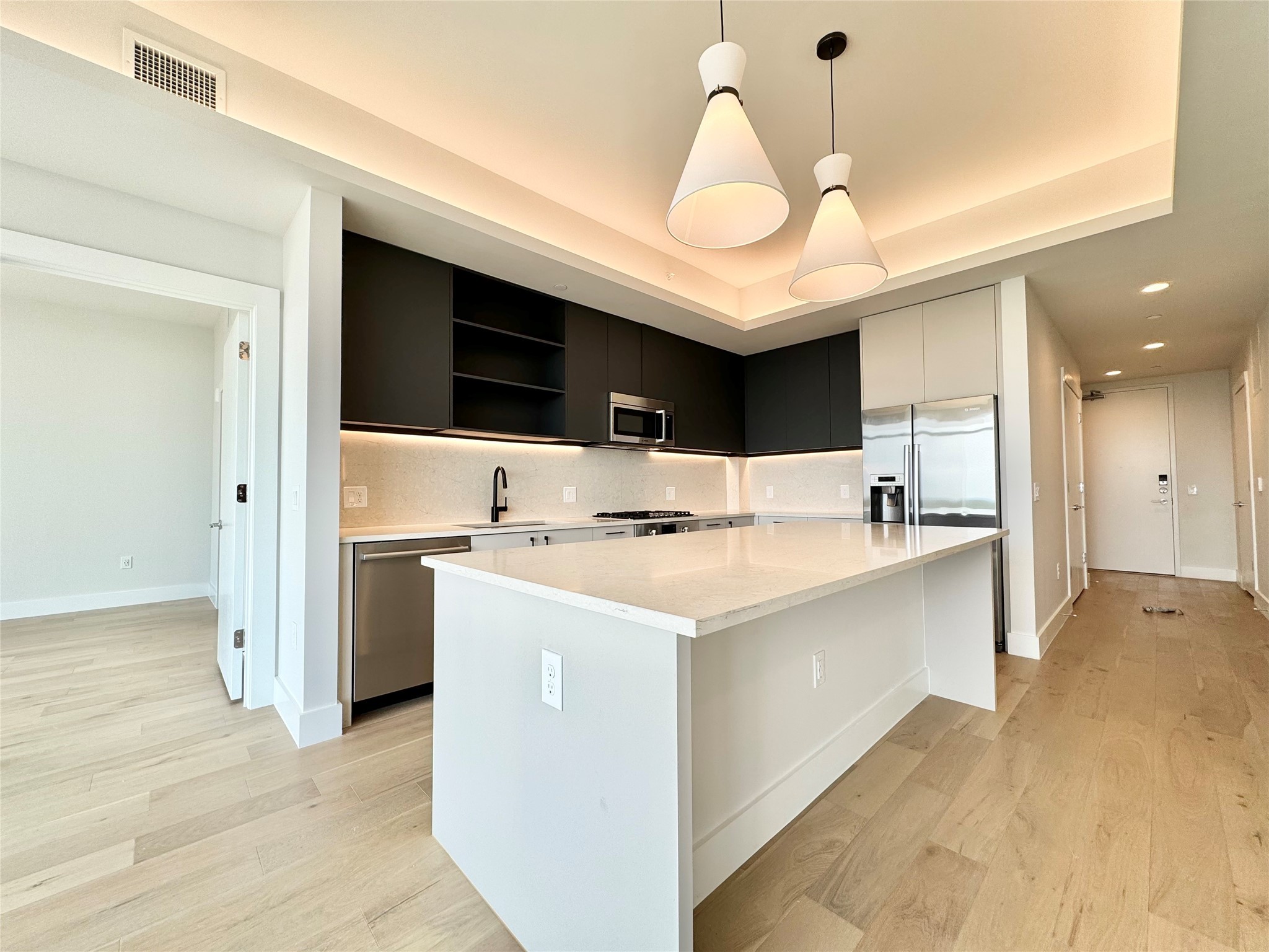 8111 Douglas Avenue 706 , Dallas, TX, 75225 | 20927342 | Realty Texas LLC