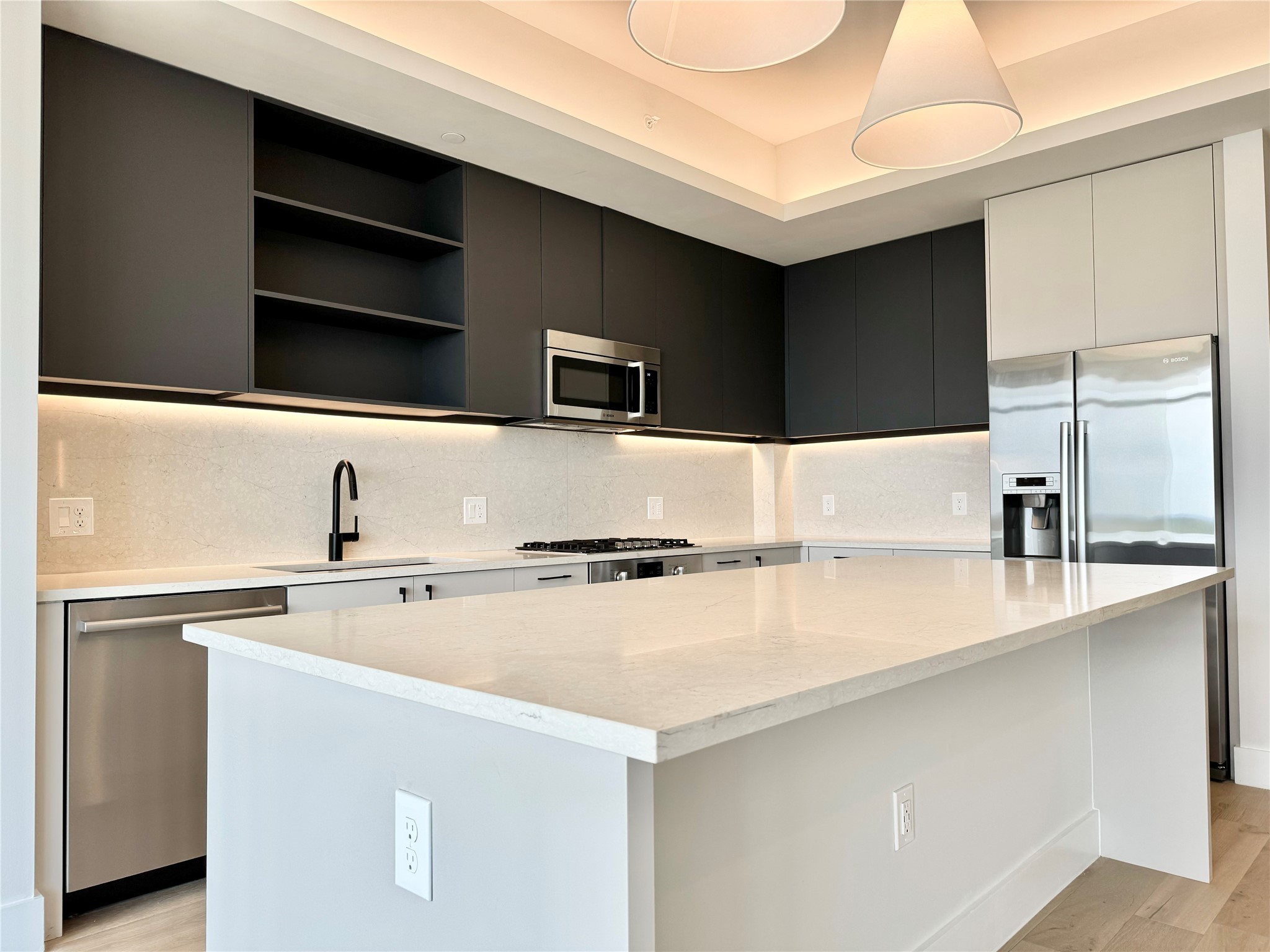 8111 Douglas Avenue 706 , Dallas, TX, 75225 | 20927342 | Realty Texas LLC