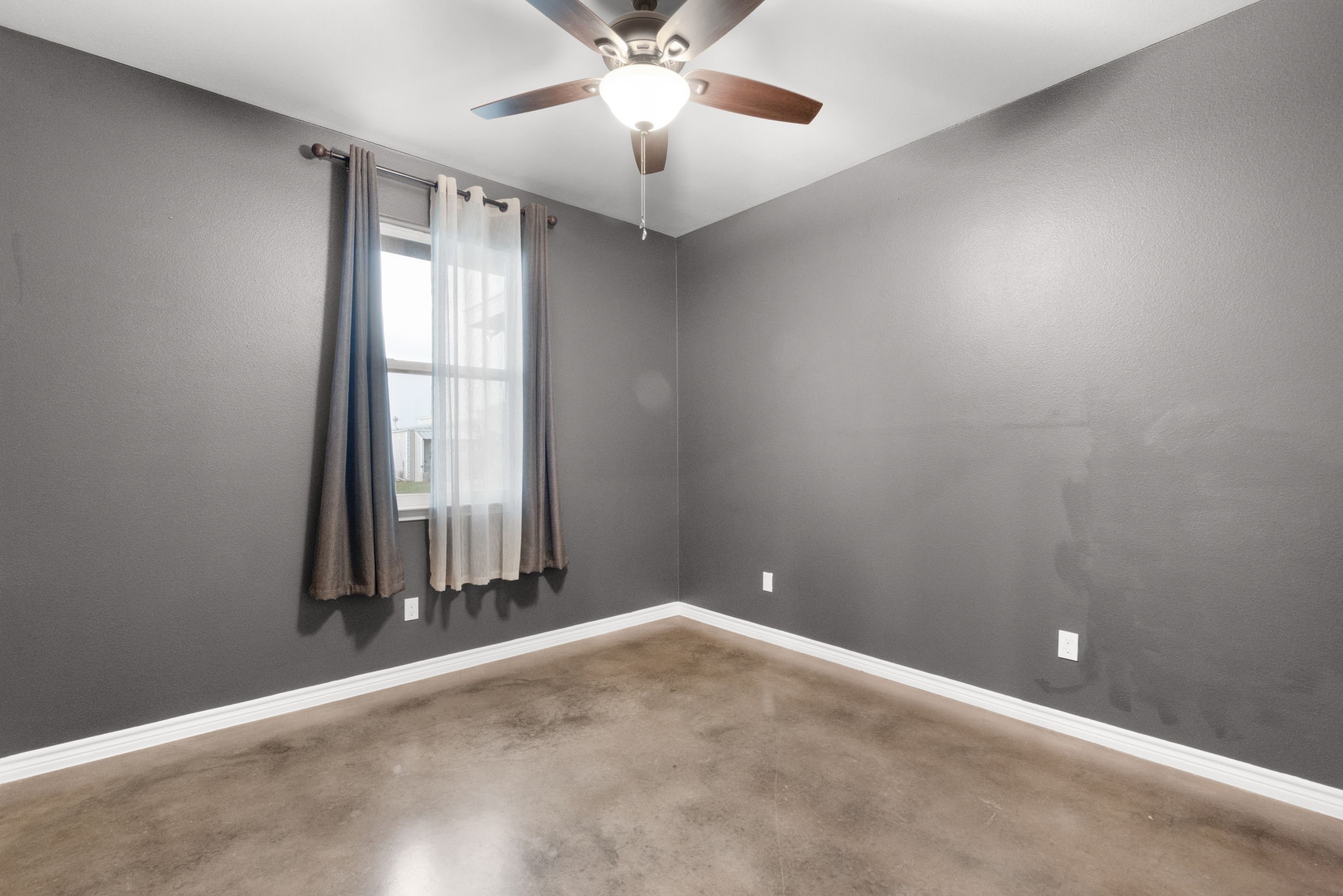 2498 County Road 2109 , Lometa, TX, 76853 | 66885458 | Realty Texas LLC