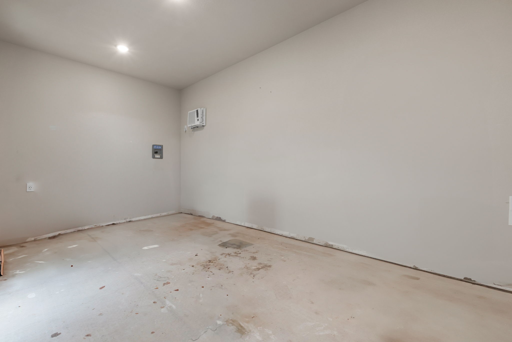 2498 County Road 2109 , Lometa, TX, 76853 | 66885458 | Realty Texas LLC