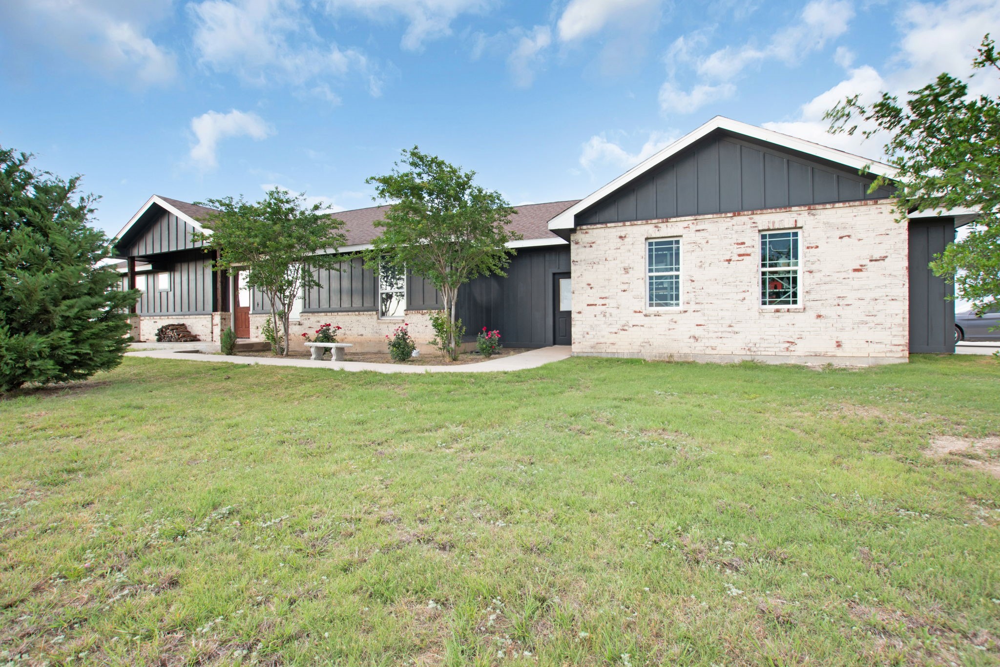 2498 County Road 2109 , Lometa, TX, 76853 | 66885458 | Realty Texas LLC