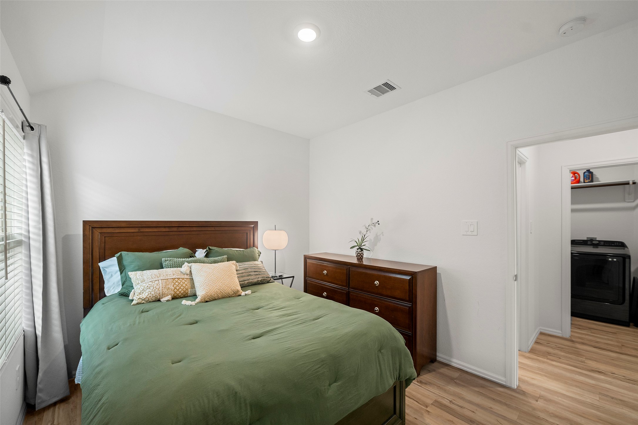 908 Pickering Oak Row , Magnolia, TX, 77354 | 58383571 | Realty Texas LLC
