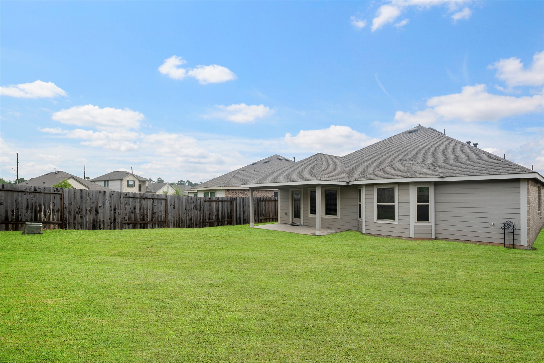 908 Pickering Oak Row , Magnolia, TX, 77354 | 58383571 | Realty Texas LLC