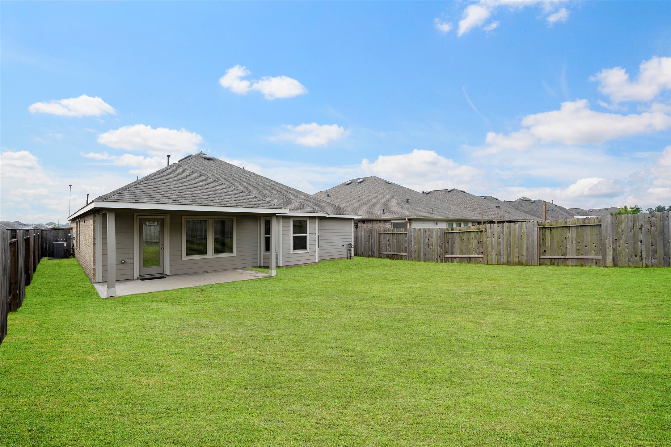 908 Pickering Oak Row , Magnolia, TX, 77354 | 58383571 | Realty Texas LLC
