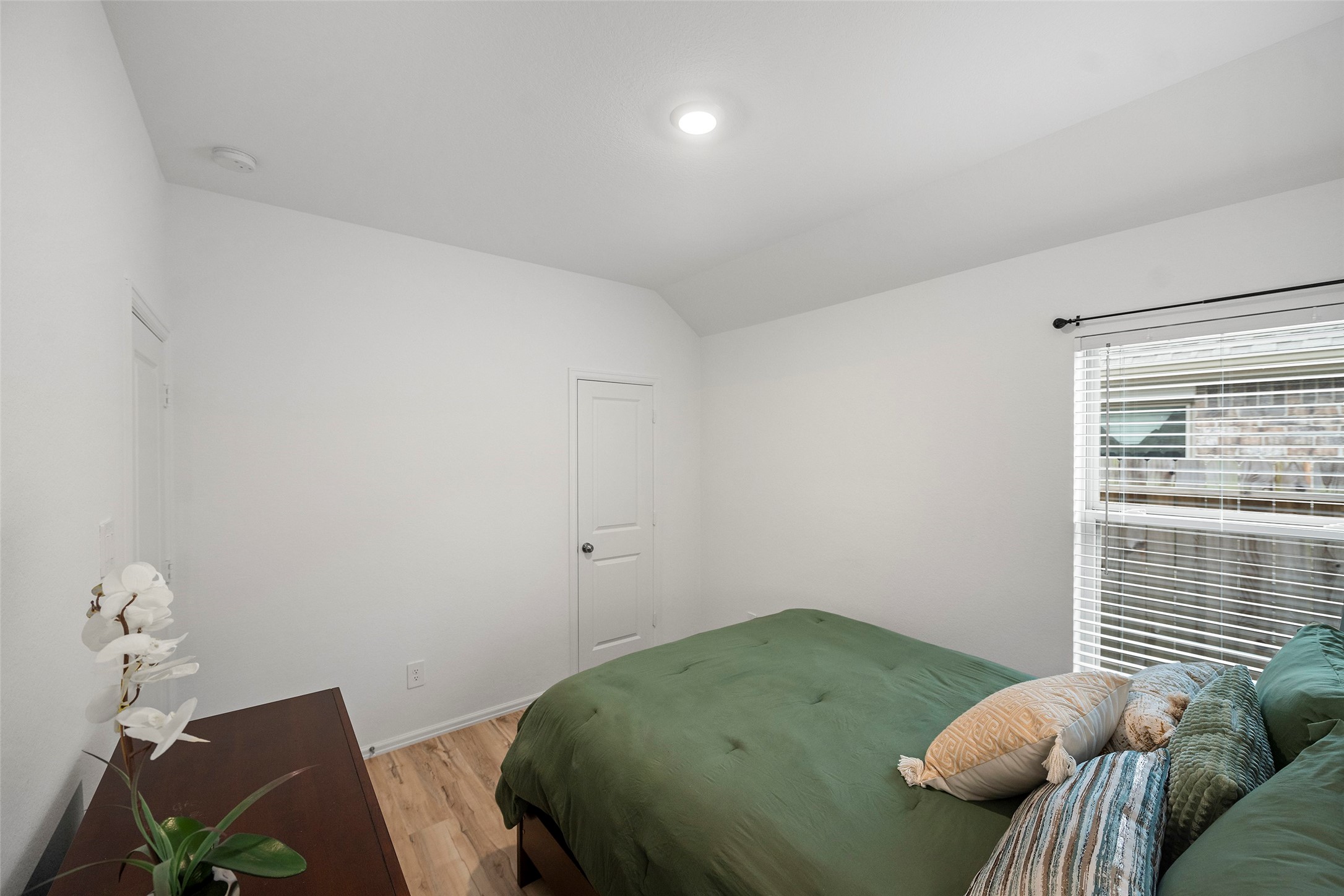 908 Pickering Oak Row , Magnolia, TX, 77354 | 58383571 | Realty Texas LLC