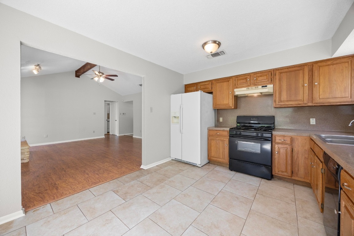 2304 Silver Spur , Round Rock, TX, 78681 | 7107863 | Realty Texas LLC