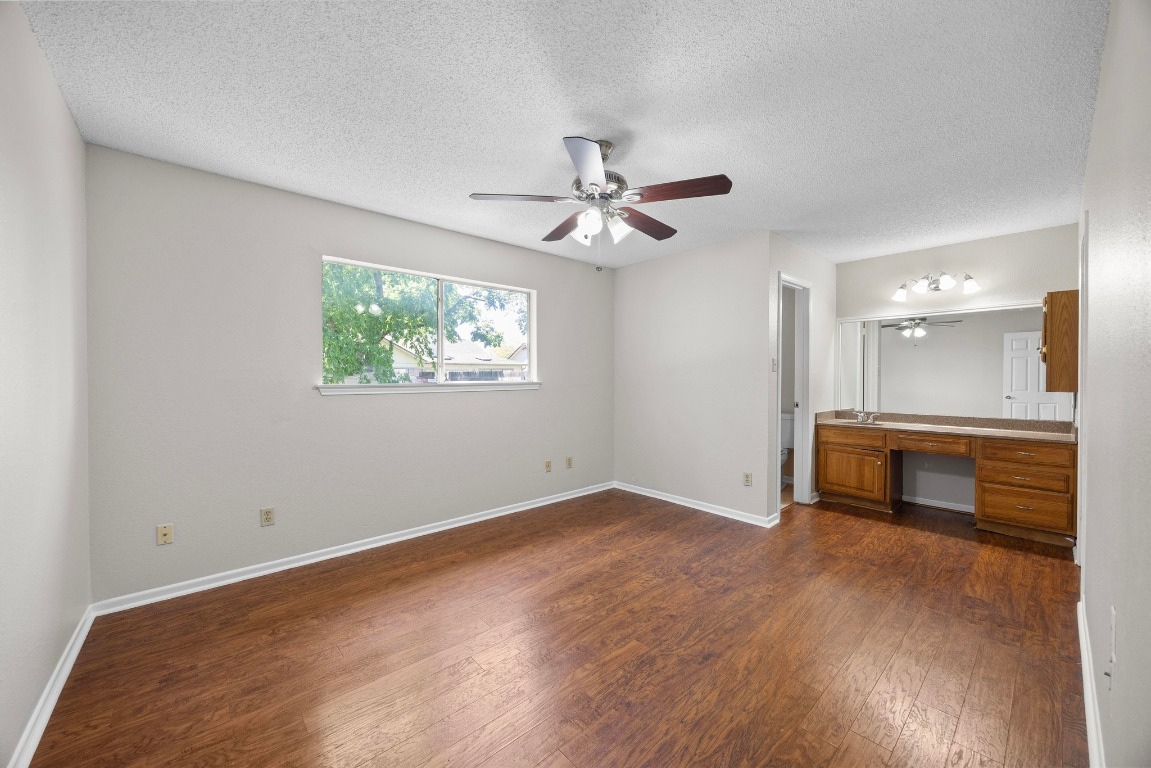 2304 Silver Spur , Round Rock, TX, 78681 | 7107863 | Realty Texas LLC