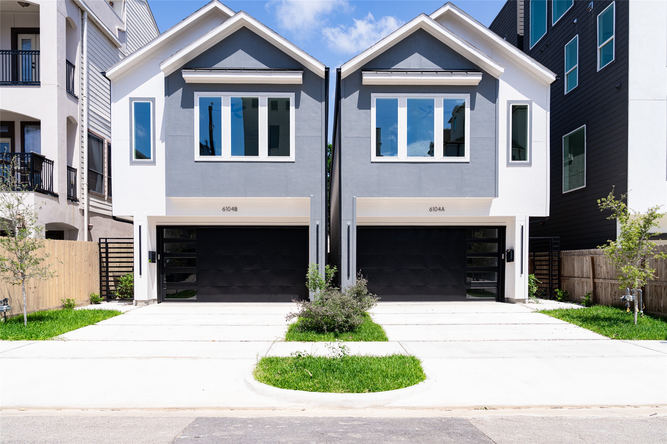 6104 Tyne Street B, Houston, TX, 77007 | 69364235 | Realty Texas LLC