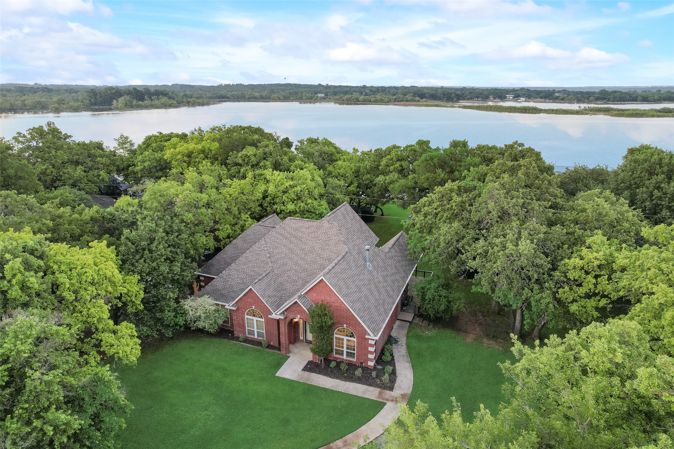 912 Kimbrough Road , Azle, TX, 76020 | 20926604 | Realty Texas LLC