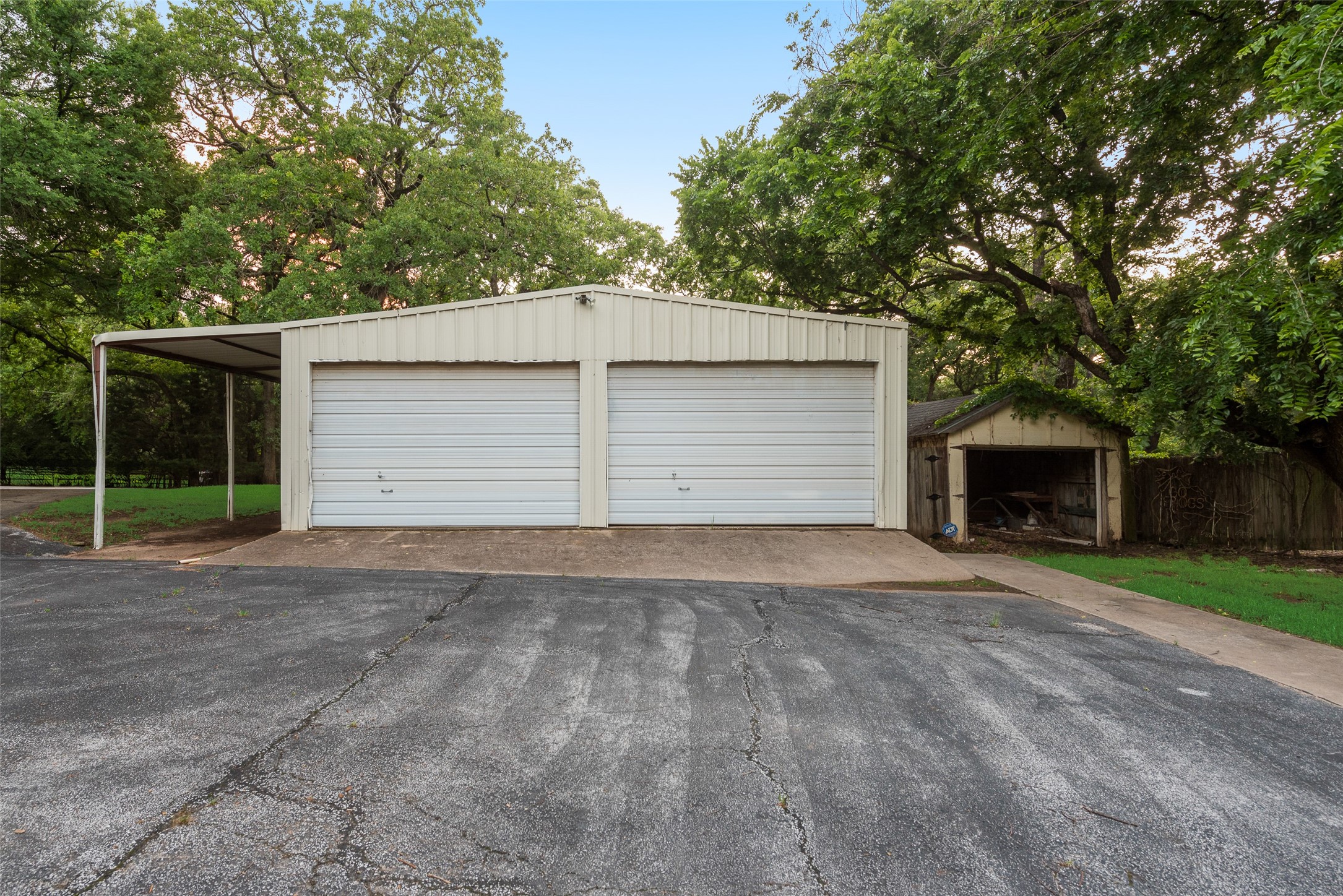 912 Kimbrough Road , Azle, TX, 76020 | 20926604 | Realty Texas LLC