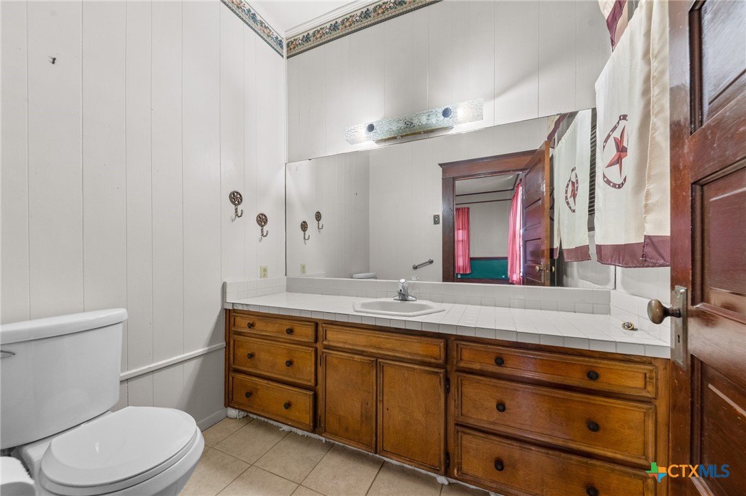 9 S Milam Street , Rogers, TX, 76569 | 579061 | Realty Texas LLC