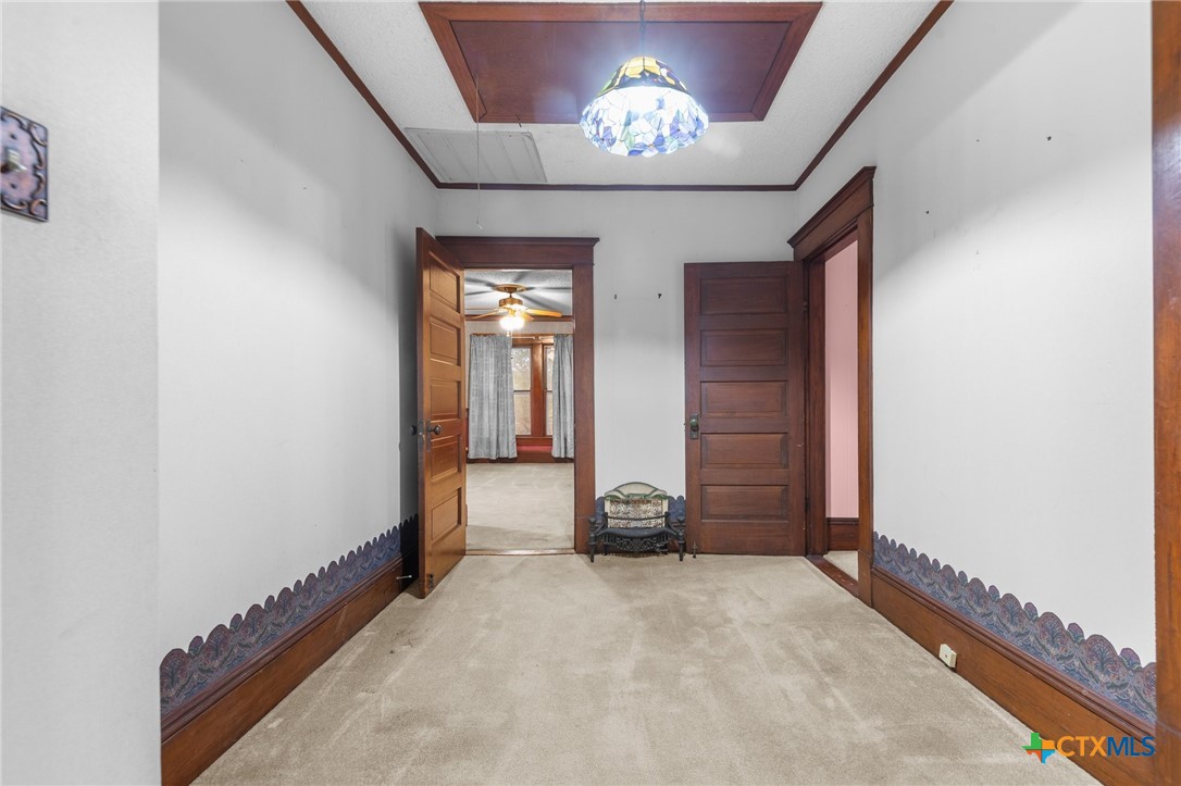 9 S Milam Street , Rogers, TX, 76569 | 579061 | Realty Texas LLC