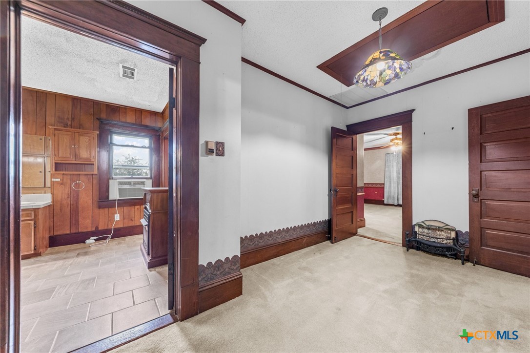 9 S Milam Street , Rogers, TX, 76569 | 579061 | Realty Texas LLC