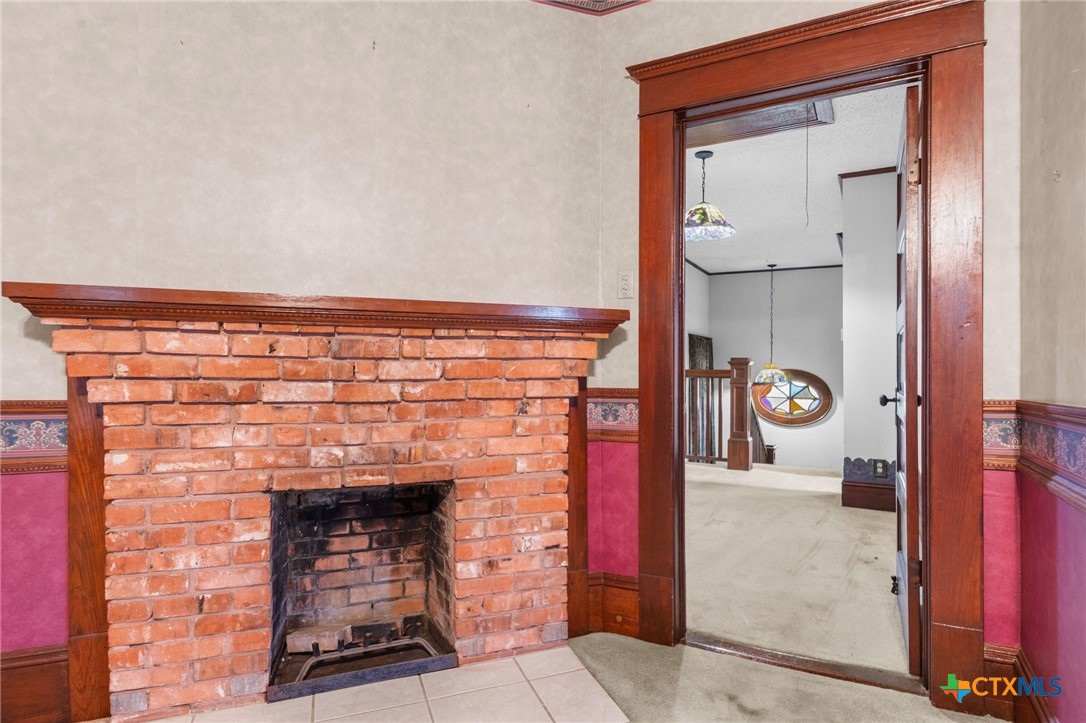 9 S Milam Street , Rogers, TX, 76569 | 579061 | Realty Texas LLC