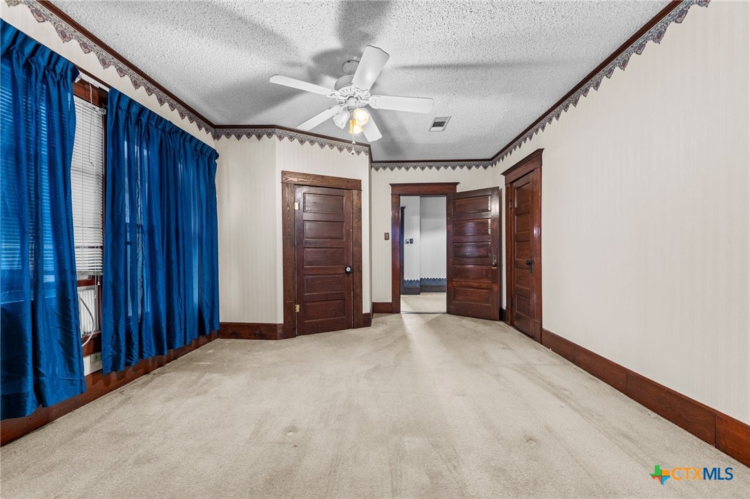 9 S Milam Street , Rogers, TX, 76569 | 579061 | Realty Texas LLC