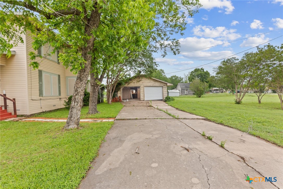 9 S Milam Street , Rogers, TX, 76569 | 579061 | Realty Texas LLC