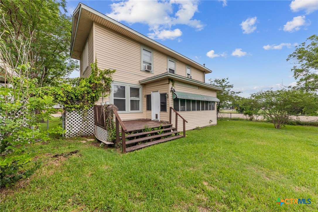 9 S Milam Street , Rogers, TX, 76569 | 579061 | Realty Texas LLC