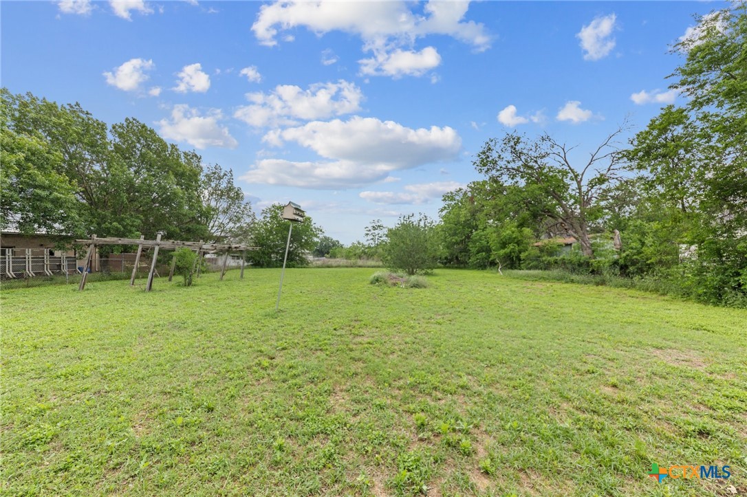 9 S Milam Street , Rogers, TX, 76569 | 579061 | Realty Texas LLC