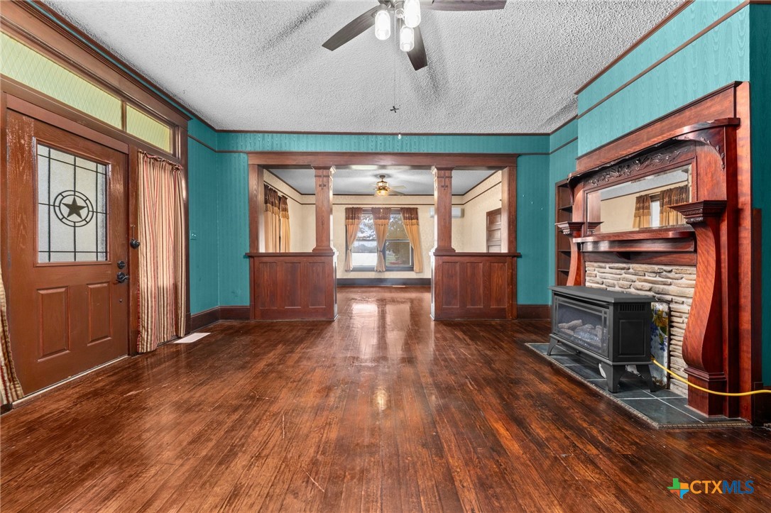 9 S Milam Street , Rogers, TX, 76569 | 579061 | Realty Texas LLC